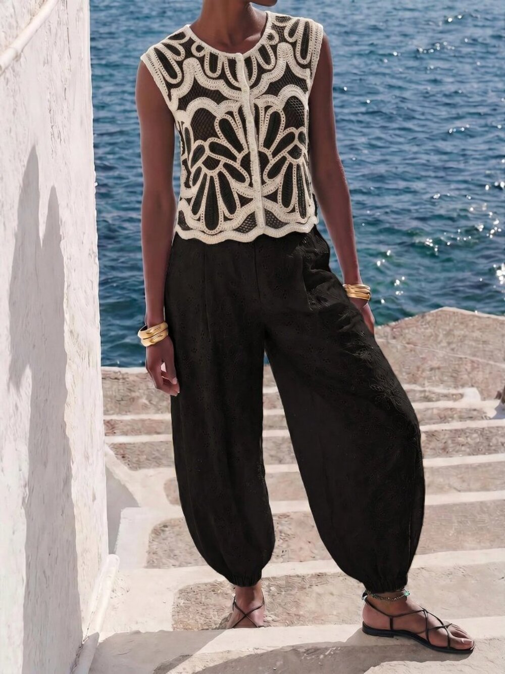 Black Casual Beach Vacation Women's Crochet Sleeveless Knit Top - Picture 3 of 6